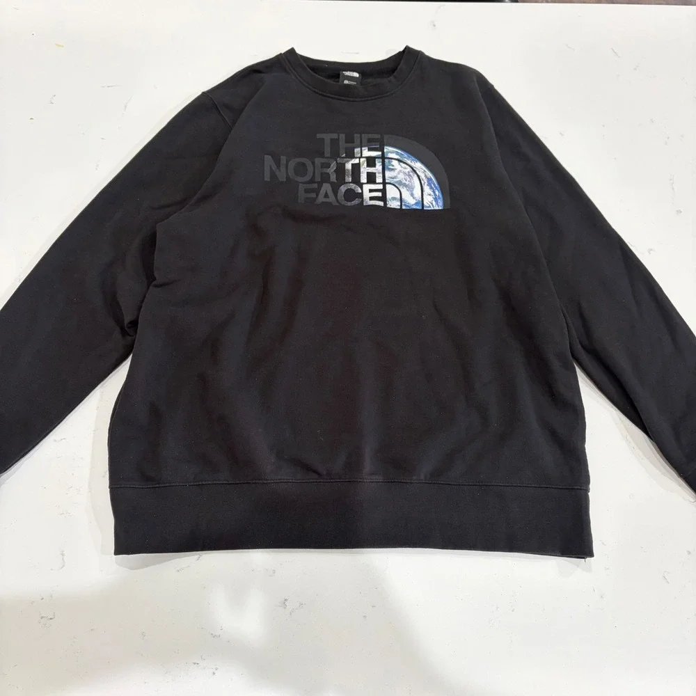The North Face Mens Earth Graphic Crewneck Sweatshirt Black XL Recycled Fleece